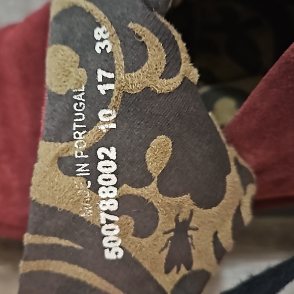 Fly London sz 38 US 7.5 wine ankle wedge booties. - Picture 8 of 10